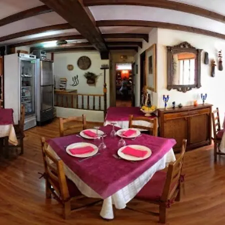 La Era 컨트리하우스 *